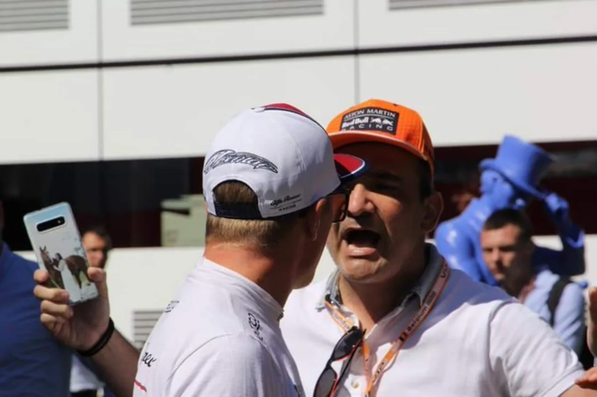 Belçika Qran-prisində insident: İçkili azarkeş Formula 1 pilotunu vurub