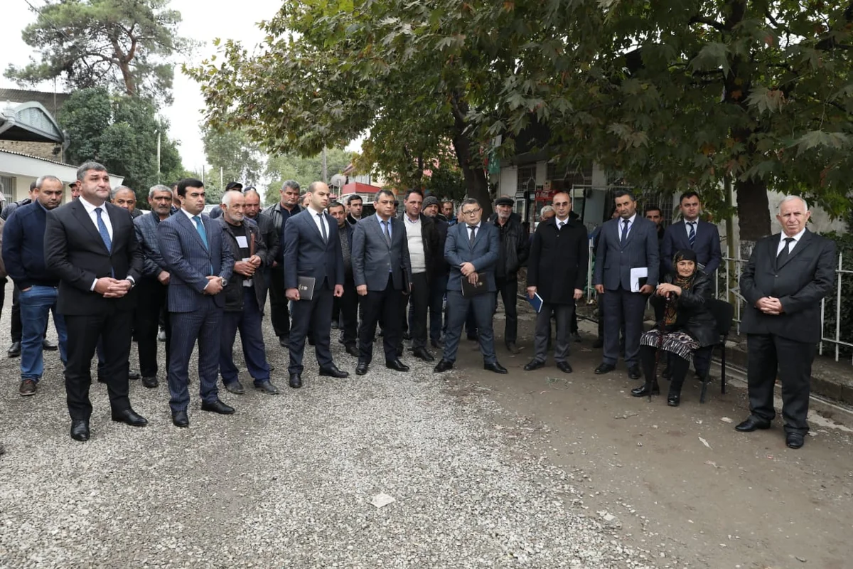 Azəriqaz rəsmiləri Şəmkir sahibkarlarının problemləri ilə tanış olub