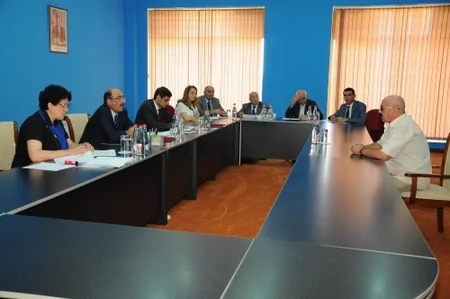 Vətəndaşlar mədəniyyət və turizm nazirindən işə düzəlməkdə kömək istəyiblər