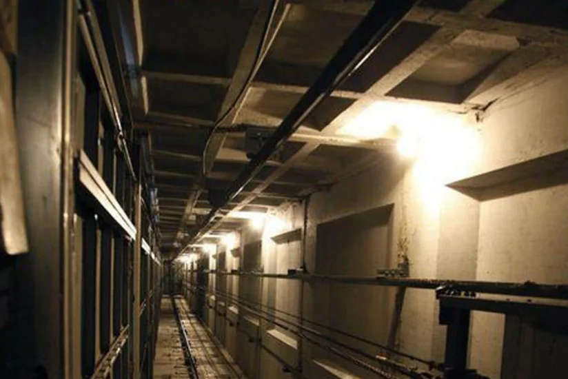 Batumidə lift şaxtaya düşüb, xəsarət alanlar var