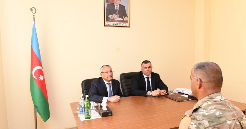 Rövşən Rzayev Yevlaxda vətəndaşları qəbul edib