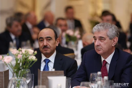 Bakıda Yeni Azərbaycan Partiyasının təşkilatçılığı ilə Möhtəşəm quruculuq: dünən, bu gün, sabah adlı konfrans keçirilib