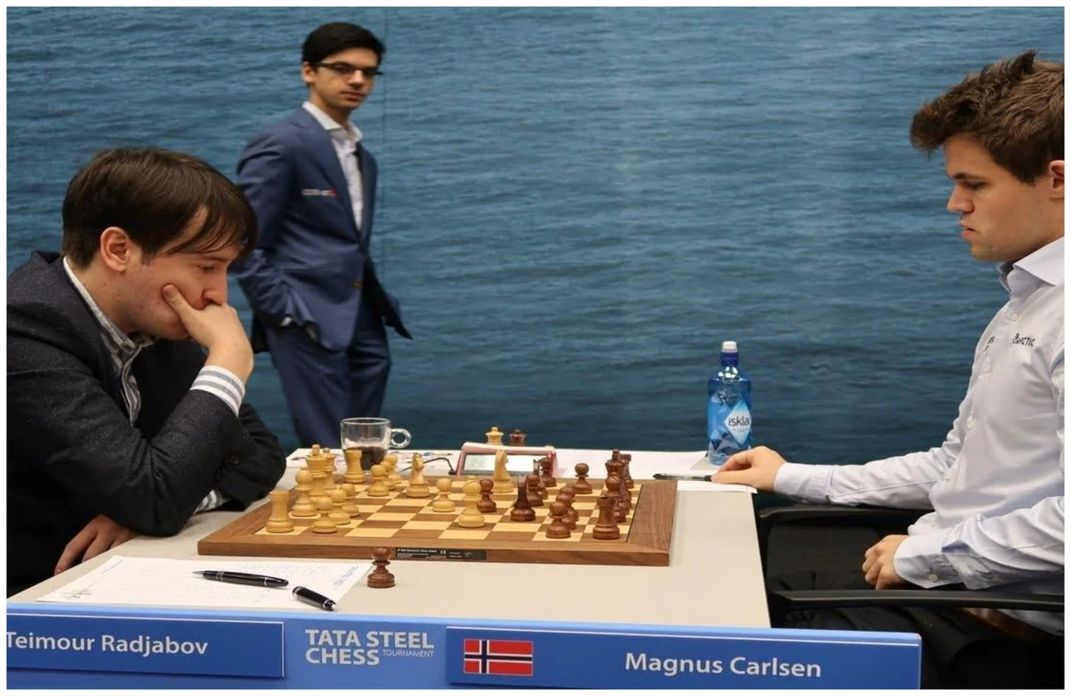 Teymur Rəcəbov bu gün dünya çempionu ilə qarşılaşacaq