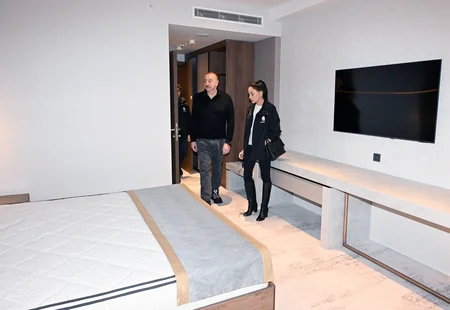 Prezident Şahdağ Turizm Kompleksindəki “Lakeside” hotelində aparılan işlərlə və “Xizək klubu” binasının tikintisi ilə tanış olub - YENİLƏNİB-2