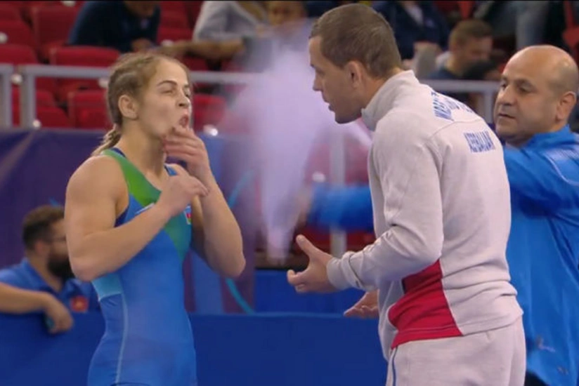 Mariya Stadnik şəxsi məşqçisini dəyişdirdi