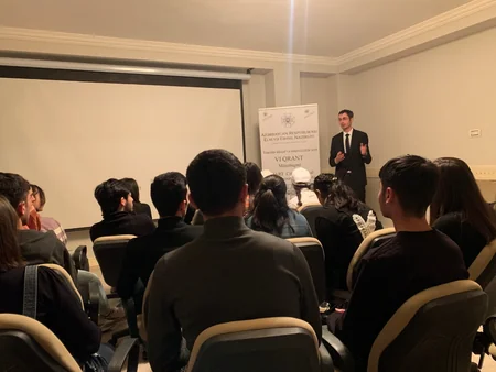 Cəlilabadda layihə rəhbərlərinin gənclərlə görüşü keçirilib