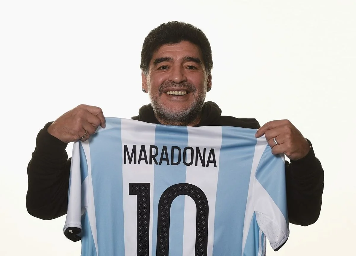 Maradonaya görə 10 nömrəli formanın ləğvi təklif olundu