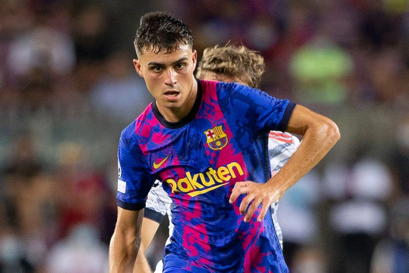 Barcelona extends contract of young player