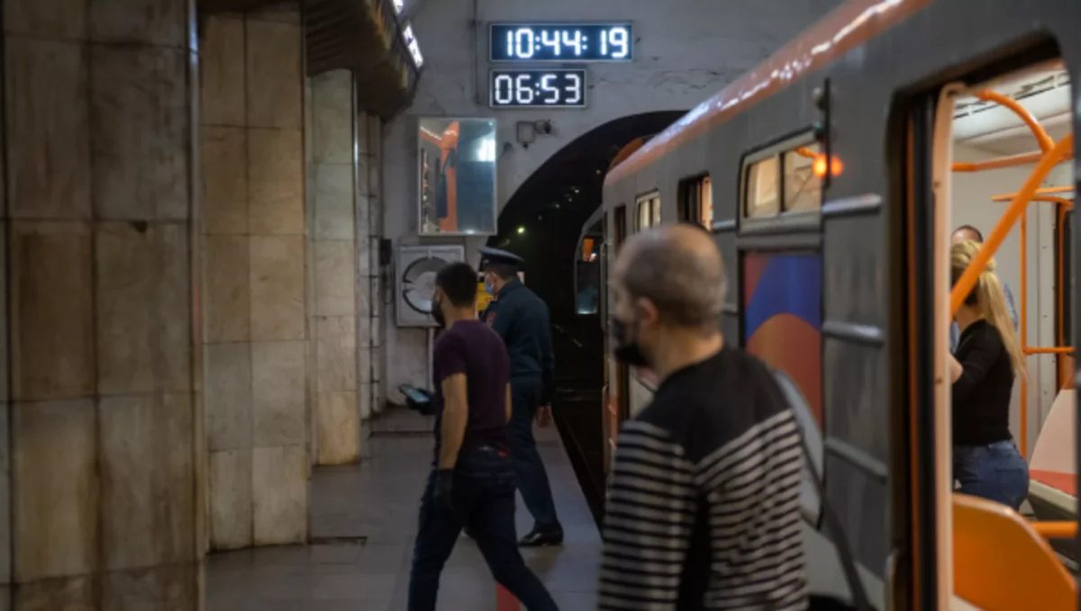 İrəvan metrosunda bomba axtarışları nəticəsiz qalıb