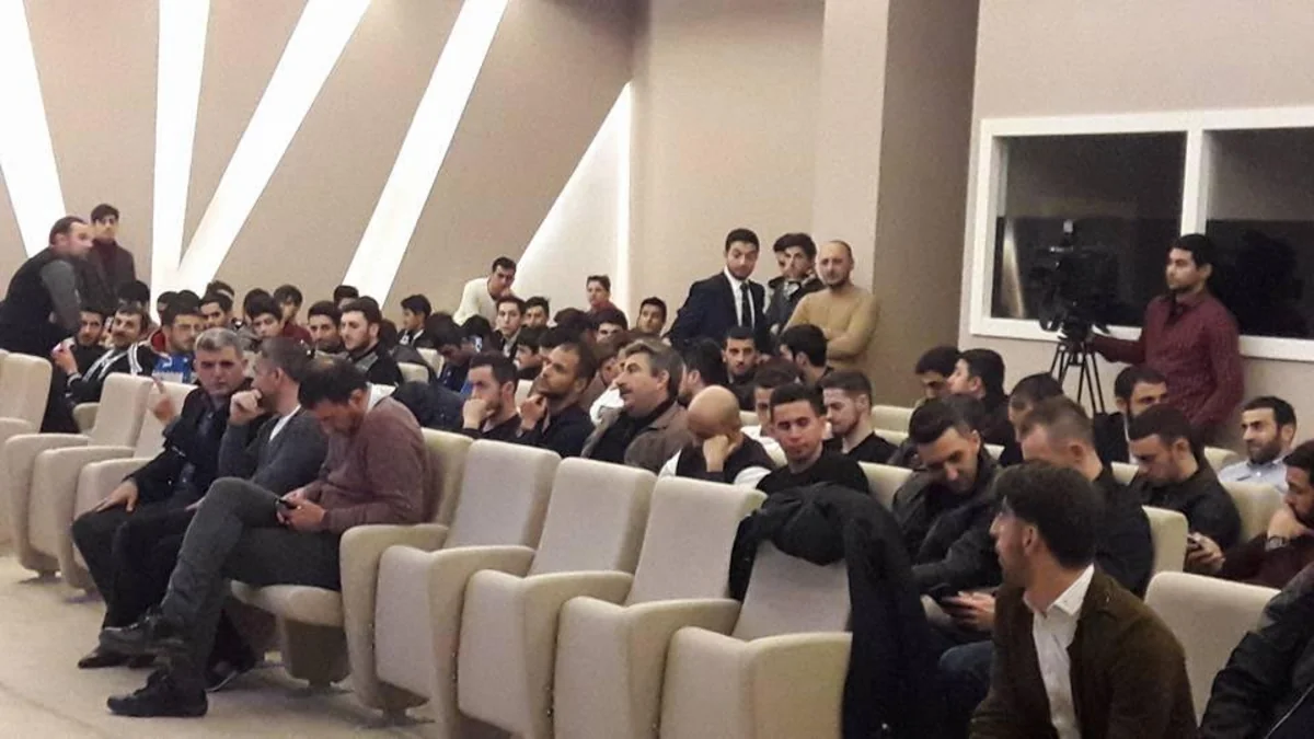 Qarabağın futbolçuları İmarət azarkeş qrupu tərəfindən mükafatlandırılıb