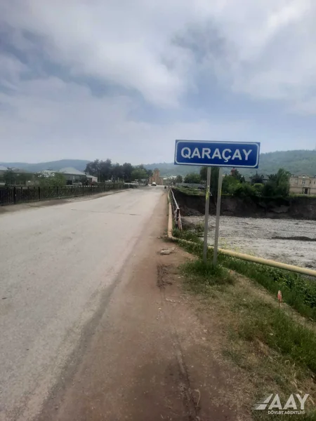 Qubada sel sularının qəzalı vəziyyətə saldığı körpü bərpa olunub