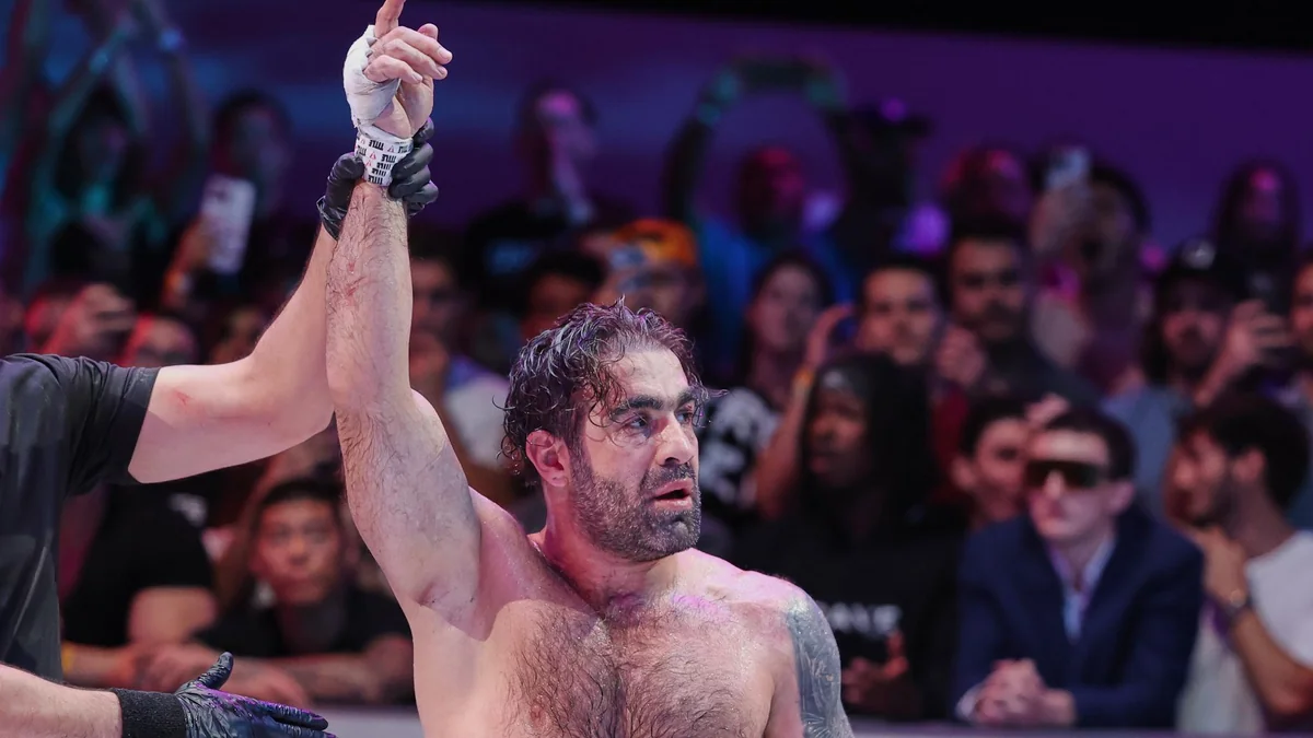 Rafael Ağayev Karate Combatda növbəti qələbəsini qazanıb