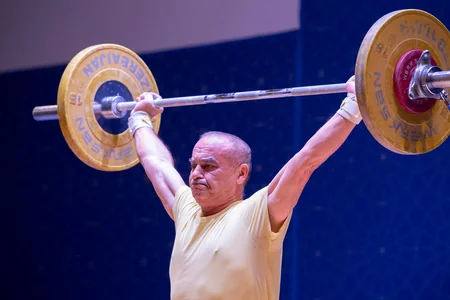 Azərbaycan Kuboku: Veteran ağırlıqqaldıranların yarışında qaliblər müəyyənləşib