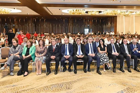 “Kapital Bank”ın dəstəyi ilə keçirilən olimpiadanın qalibləri təltif edildi