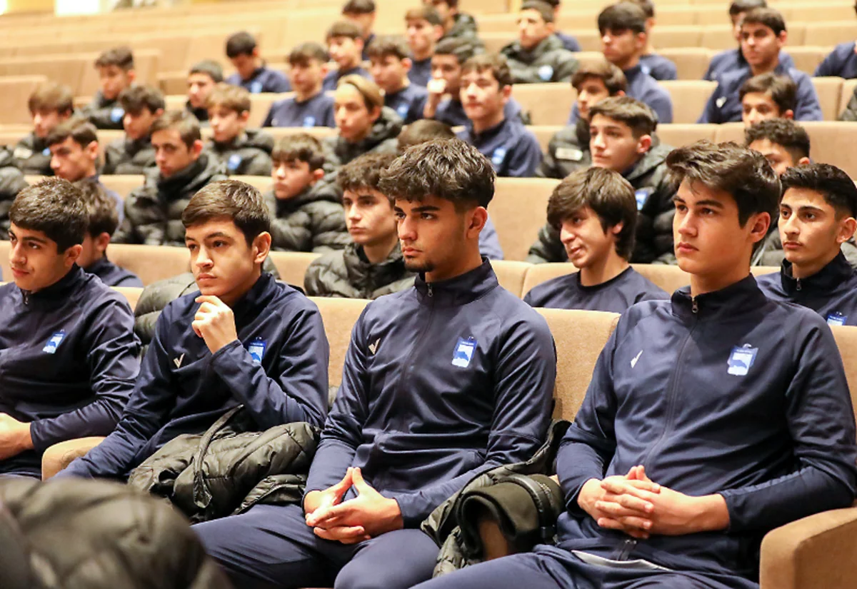 Zirənin komandalarına danışılmış oyunlarla bağlı seminar keçirilib