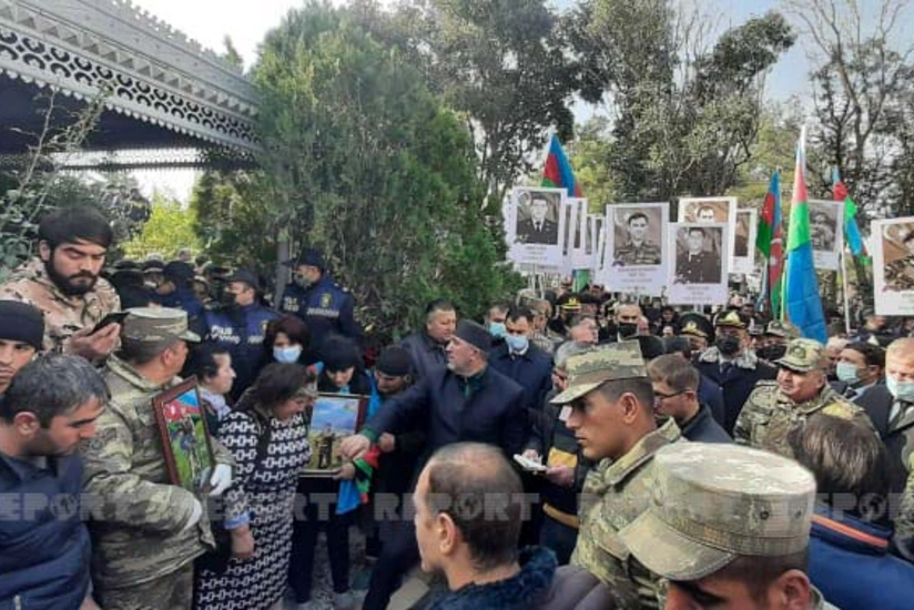 Шехид Мурад Халилов предан земле