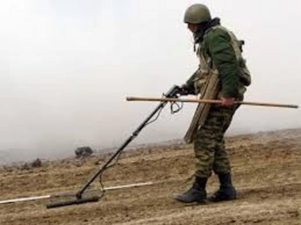 Cocuq Mərcanlıda çəkilməsi nəzərdə tutulan avtomobil yolundan 78 qəlpə aşkarlanıb