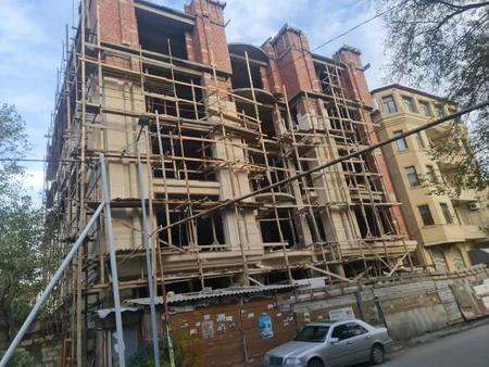 МЧС: Строительство ряда зданий остановлено