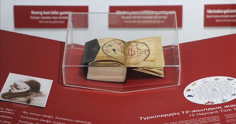 Qazaxıstanda “Divanü lüğat-it-türk”ün yazılmasının 950 illiyi münasibətilə sərgi keçirilir