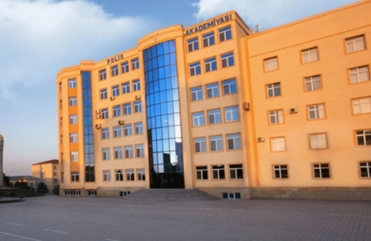 Polis Akademiyasında vakant olan orta və böyük rəis heyəti vəzifələrinə müsabiqə elan olunub