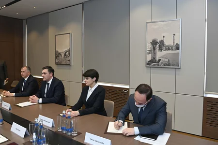 Azərbaycan və Gürcüstan XİN başçıları arasında görüş keçirilib - YENİLƏNİB-2