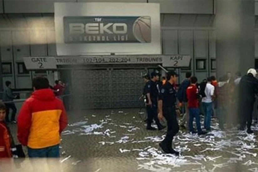 Serbiyanın Srvena Zvezda klubunun azarkeşi Qalatasarayla oyun öncəsi Türkiyədə qətlə yetirilib