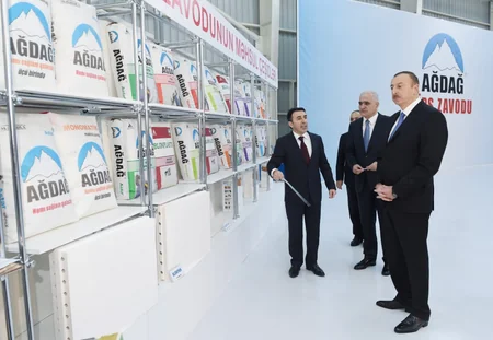 Prezident İlham Əliyev Yeni Ağdağ gips zavodunun açılışında iştirak edib