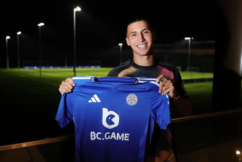 İngiltərə klubu mərakeşli futbolçu transfer edib