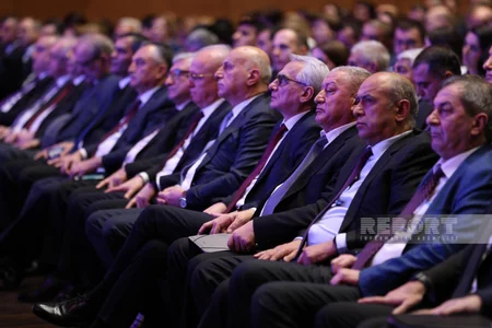 Səttar Möhbalıyev yenidən Azərbaycan Həmkarlar İttifaqı Konfederasiyasının sədri seçilib - YENİLƏNİB-2