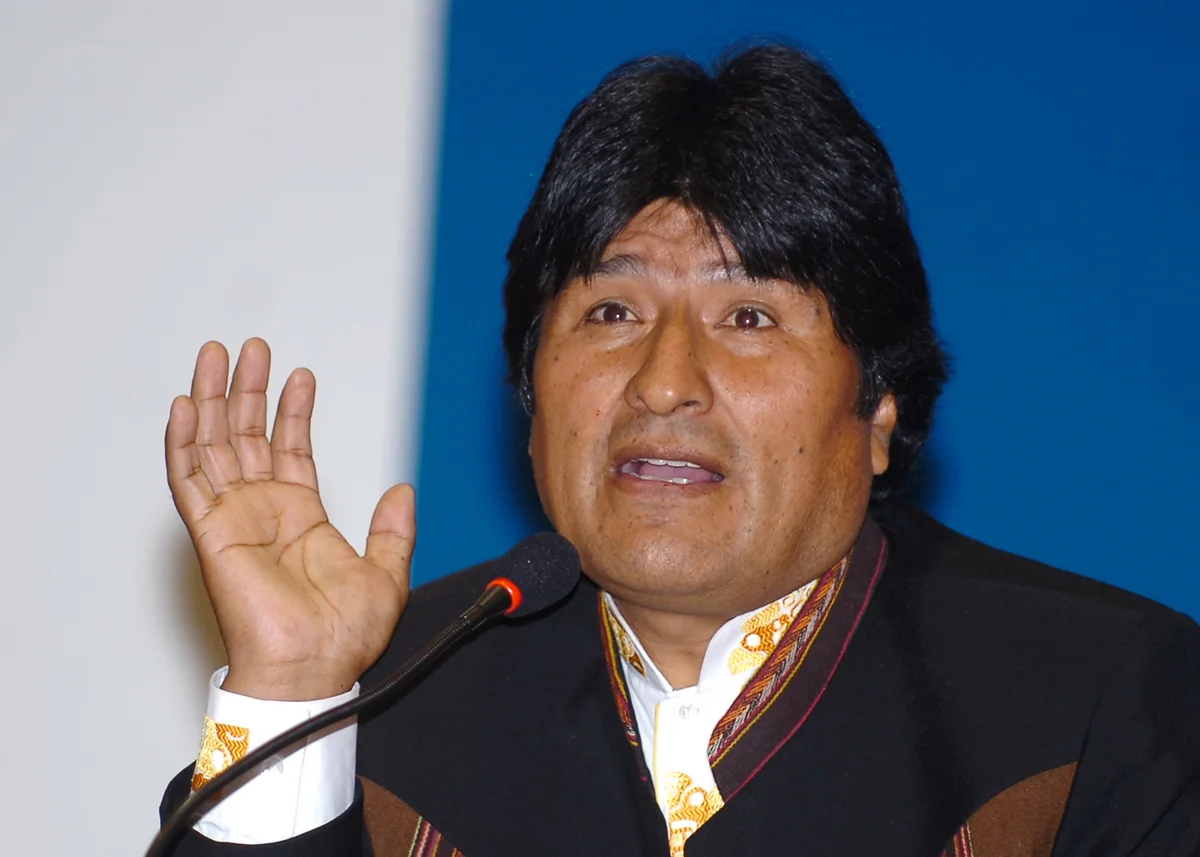 Evo Morales dördüncü müddətə namizədliyini irəli sürməsini səhv adlandırıb