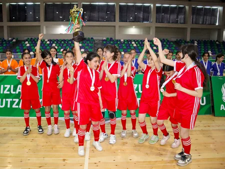 UEFA-nın dəstəyi ilə Qubada “Qızlar Futzal Kuboku” keçirilib
