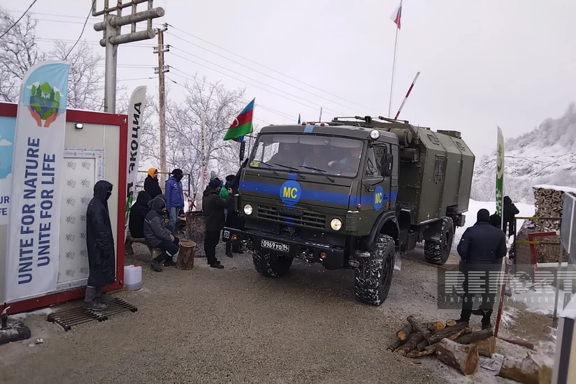 Total of 43 vehicles of peacekeepers pass unimpededly through Khankandi-Lachin road - VIDEO