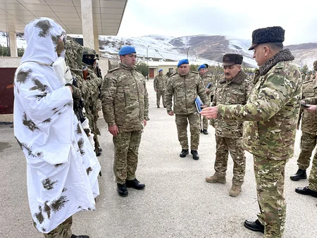 Azerbaijani Chief of General Staff inspects intensive combat training of military units