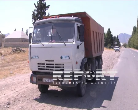 Azərbaycanda Kamaz hamilə qadını vuraraq öldürüb - FOTO