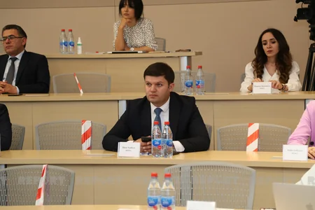 “Mediada islahatlara doğru” mövzusunda seminarlar davam edir
