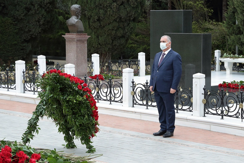 DTX əməkdaşları ümummilli liderin xatirəsini yad ediblər