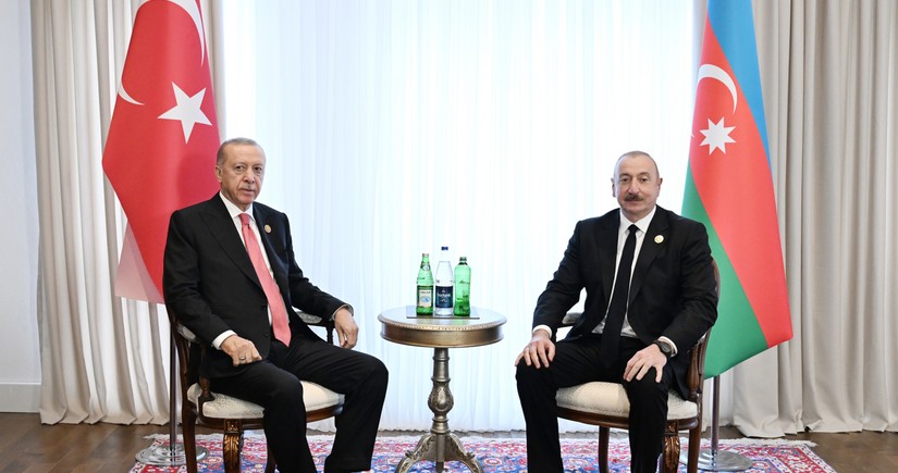 Ilham Aliyev meets with Recep Tayyip Erdogan in Khankandi