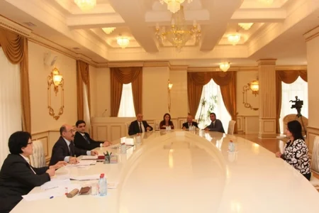 Əbülfəs Qarayev Ucar şəhərində vətəndaşları qəbul edib