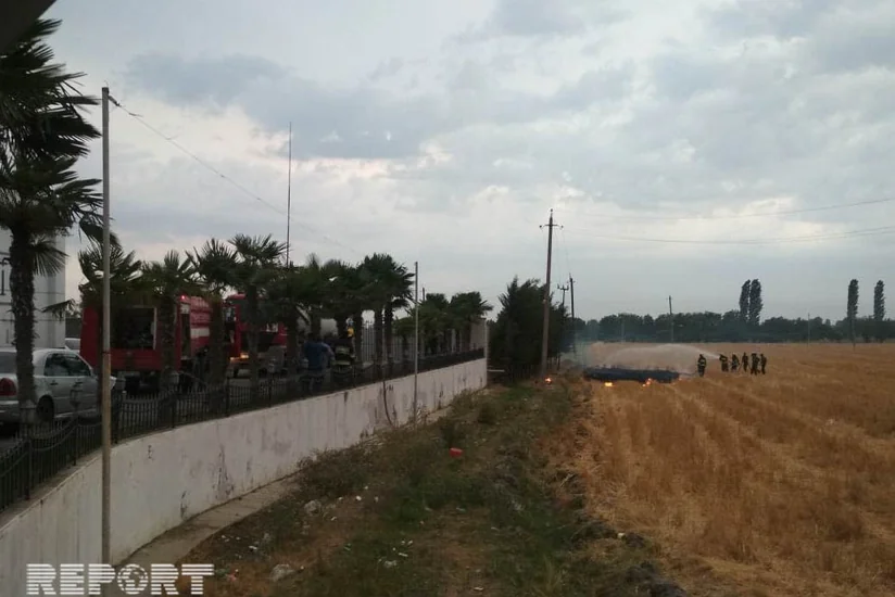 В регионе Азербайджана пожар едва не охватил заправку - ФОТО