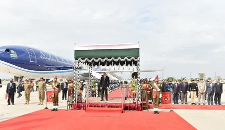 President Ilham Aliyev arrives in Pakistan for a visit