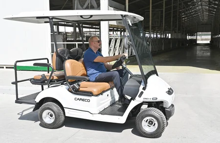 Ilham Aliyev gets acquainted with activities of Agsu Agropark