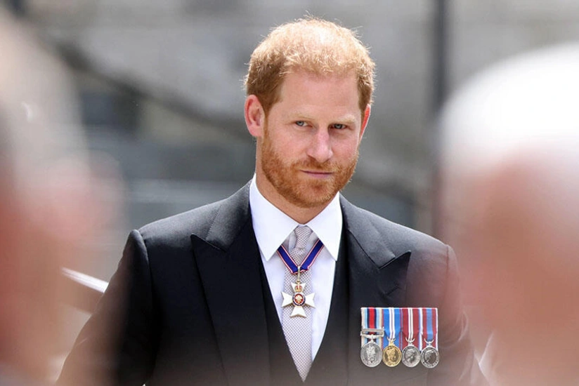 Мемуары принца Гарри появились в продаже в Великобритании
