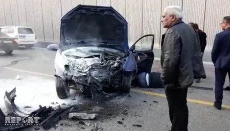 Bakıda ölümlə nəticələnən yol qəzası baş verib - VİDEO