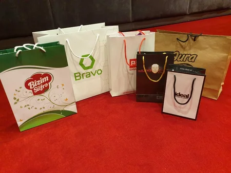 Bakıda yol polisi qadın sürücüləri təbrik edib - FOTO - VİDEO - YENİLƏNİB