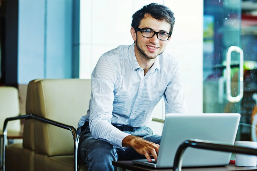 Men are main users of Internet in Azerbaijan