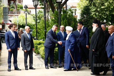 Allahşükür Paşazadə Gürcüstanda rəsmi səfərdədir