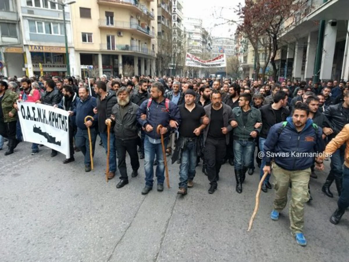 Yunanıstanda yenidən kütləvi etirazlar baş qaldırıb