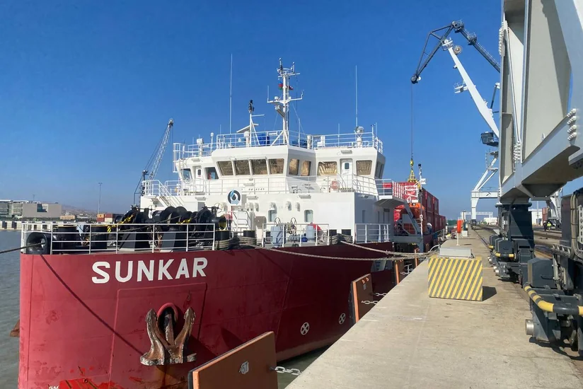 Çindən göndərilən növbəti blok qatar Bakı Limanına çatıb