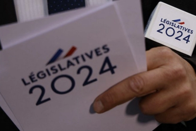 Fransada 100-ə yaxın namizəd seçkilərin ikinci turunda iştirakdan imtina edib