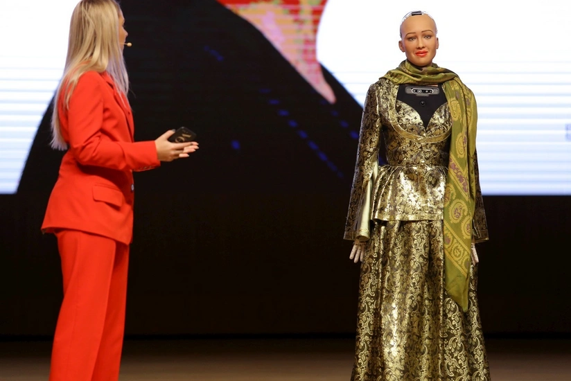 Robot Sofiya: Azərbaycan perspektivli ölkədir